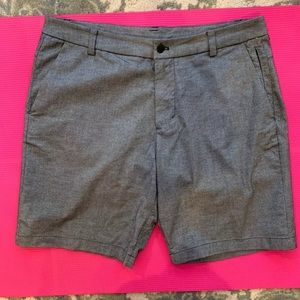 Men’s 34 shorts - lululemon heathered Grey